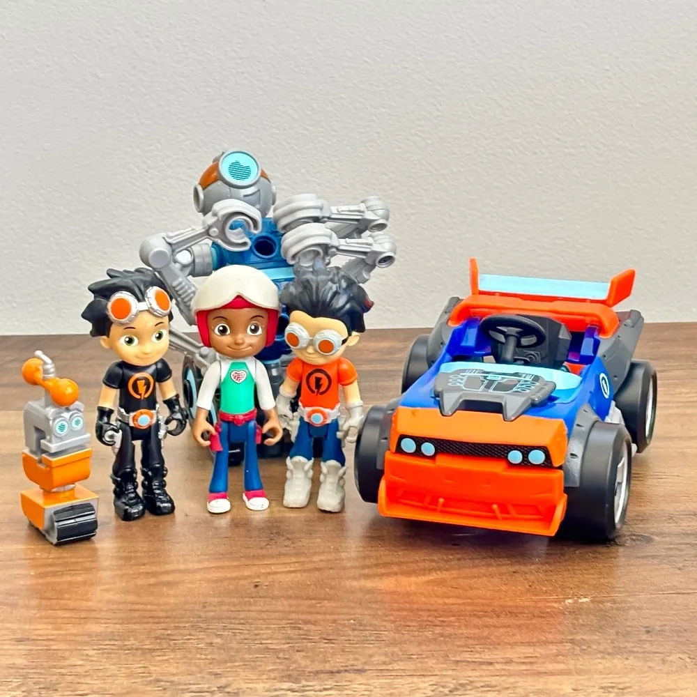 Nickelodeon Nick Jr Rusty Rivets Action Figures Toy Robot Car Rusty Crush LOT